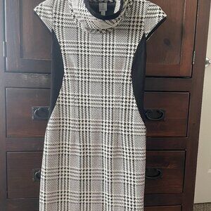 Hounds Tooth Dress; Cap sleeves - XS